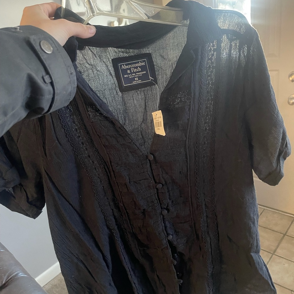 Abercrombie and Fitch XS women’s top